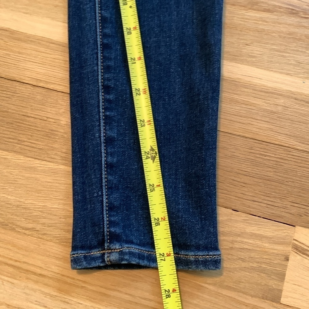 AEO Ne(x)t Level Stretch Dark Wash Distressed Cropped Skinny Jeans Women’s 2R - Picture 13 of 16